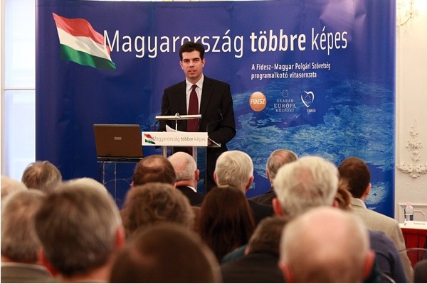 Gyürk András, a Fidesz kampányfőnöke, európai parlamenti képviselő
