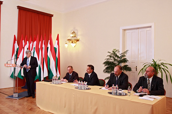 Az Orbán Viktor által kezdeményezett ózdi nemzeti konzultáció