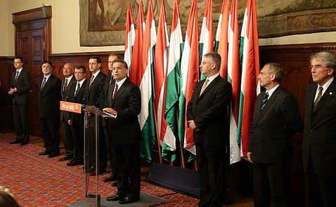Orbán Viktor leendő kormányának tagjaival 