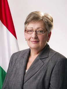 Németh Lászlóné nemzeti fejlesztési miniszter