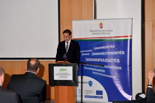 Rákossy Balázs, a Nemzetgazdasági Minisztérium európai uniós források felhasználásáért felelős államtitkára, innováció, beruházás