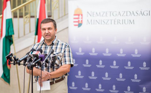Folyamatosan emelkednek a reálbérek Magyarországon