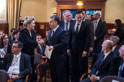  Orbán: patikamérlegen kiszámított nemzeti külpolitikai stratégiát viszünk