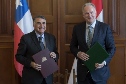 Magyar-chilei tárgyalások Budapesten