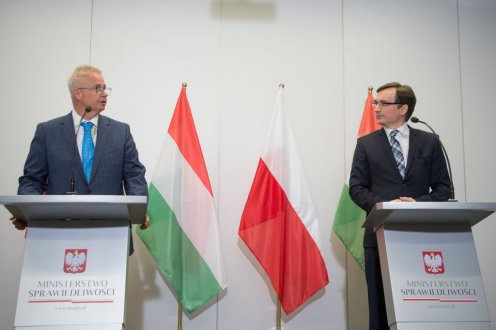 Lengyelország csatlakozik hazánk nemzetközi keresetéhez kvóta-ügyben