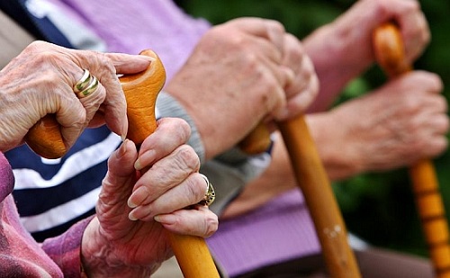 Az idősek erőforrást jelentenek az egész országnak