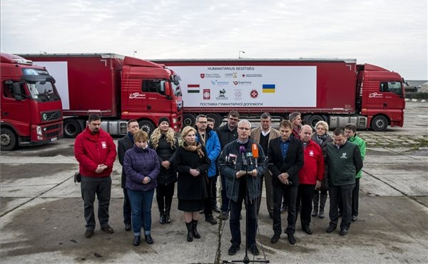 Ötvenhat tonnányi segély indult Ukrajnába