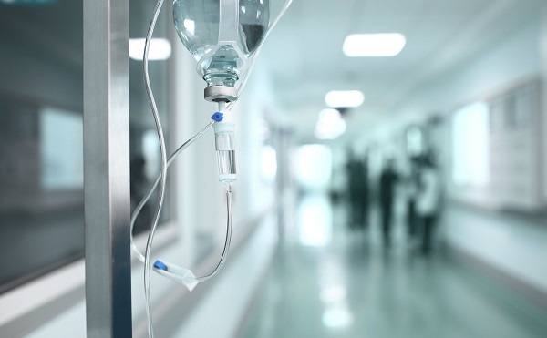 Több kórházban tilos a látogatás