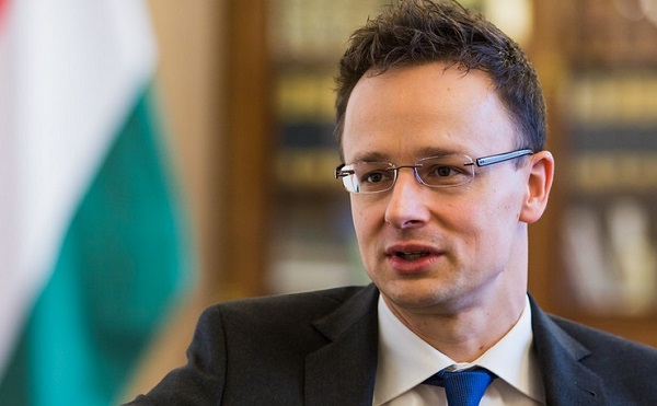 Magyarország nem enged az EB-nek