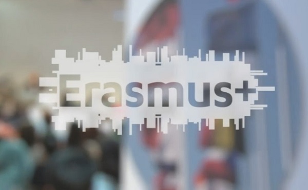 Online is elérhető az Erasmus+