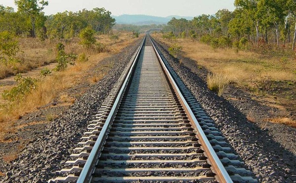 Fejlesztik a Százhalombatta-Pusztaszabolcs vasútvonalat