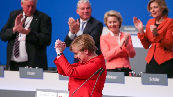 Összefogásra szólította fel a CDU-t Angela Merkel