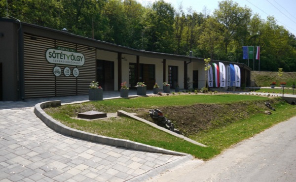 Szabadidőközpontot alakított ki a Gemenc Zrt. Szekszárd mellett
