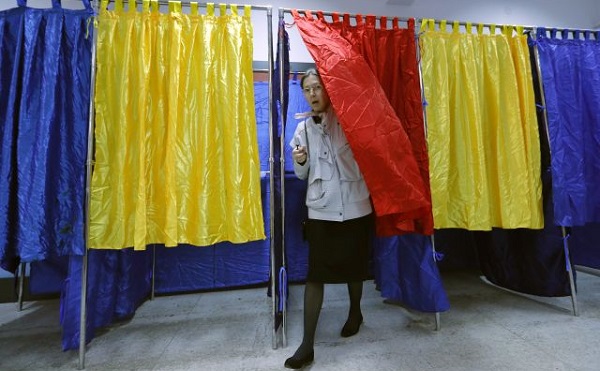 A külföldi szavazást megkönnyítő tervezetet szavazott meg a román szenátus