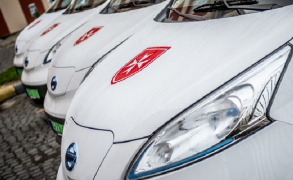 Elektromos autókat kapott a Magyar Máltai Szeretetszolgálat