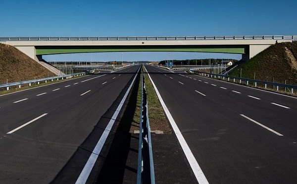 Közel 400 milliárd forintból fejeződnek be közúti nagyprojektek 2020-ban