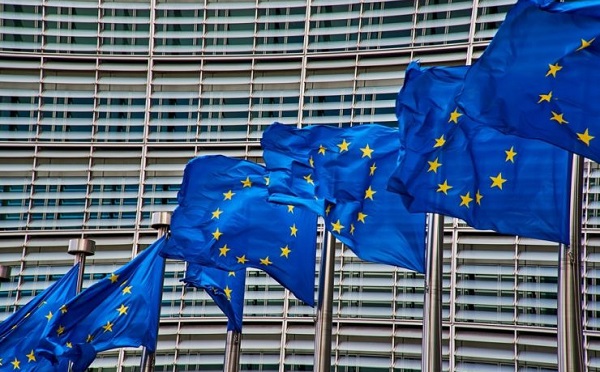 Az EU megállapodott a harmincnapos beutazási korlátozás elrendeléséről 
