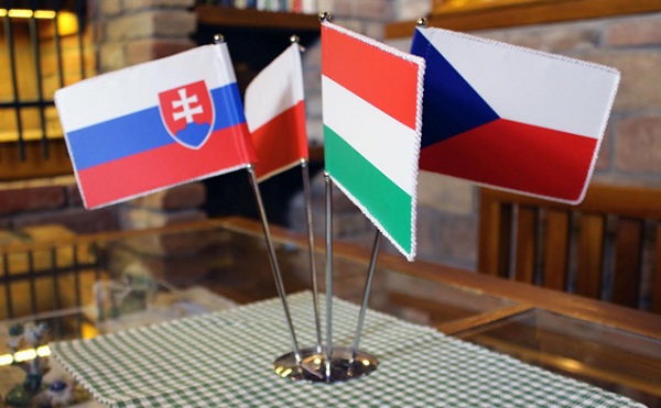 Magyarország készen áll megerősíteni a V4-ek együttműködését