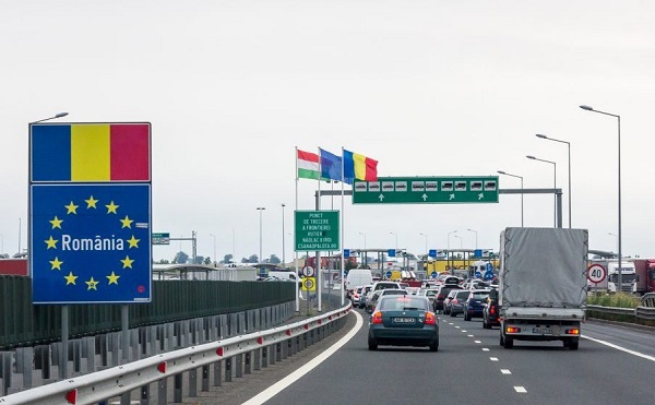 Megszűnik a karanténba vonulási kötelezettség a román-magyar határon