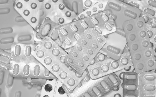 Még idén jöhet a Pfizer koronavírus elleni tablettája