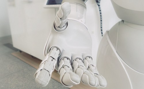 A robotika hatékonyabbá teszi az egészségügyet