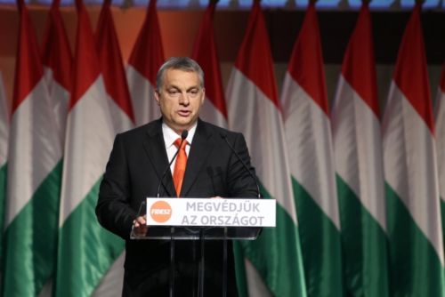 Orbán: Európa invázió alatt áll, úgy fest, mint egy csatatér
